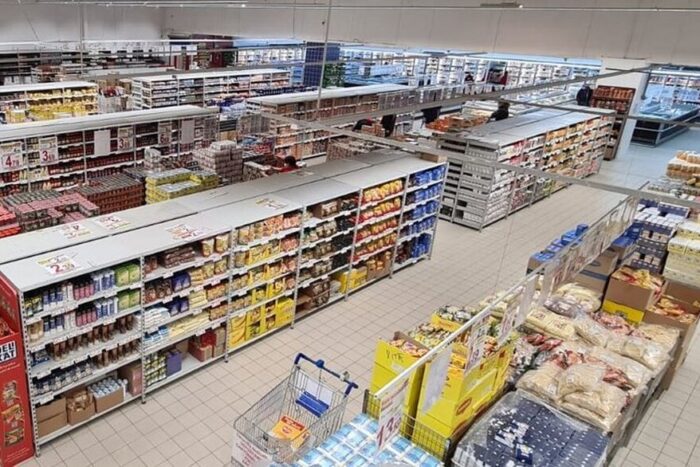 Cine sunt cei care au preluat pachetul majoritar La Cocoș, cel mai mare retailer alimentar autohton? la cocos supermarket 543654