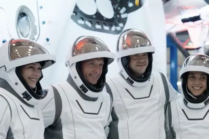misiunea-spacex-polaris-dawn-a-fost-amanata-cu-24-de-ore-din-cauza-unei-scurgeri-de-heliu-mesajul-transmis-de-elon-musk-919562.webp