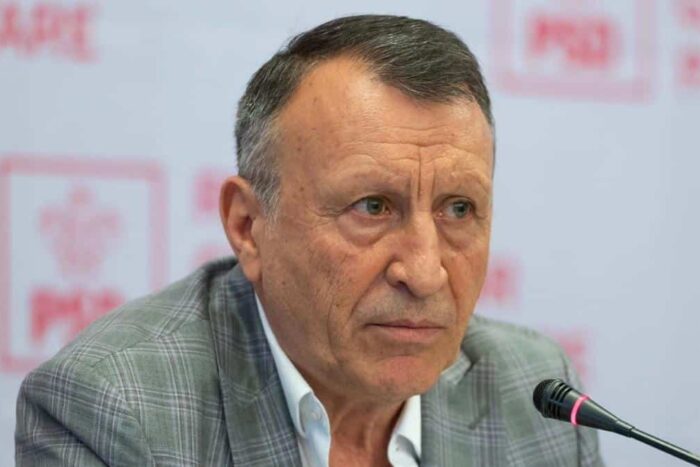 onoarea lui ciuca invers proportionala cu flexibilitatea coloanei vertebrale roaga politicieni ratati sa refaca alianta dezastrului 916163