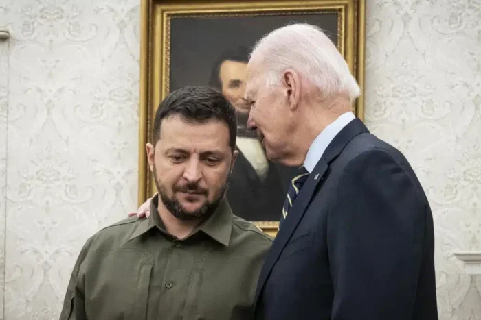 Care este punctul principal în "Planul de victorie" al Ucrainei, despre care preşadintele Zelenski îl va prezenta preşedintelui Biden în luna septembrie planul de victorie al ucrainei zelenski anunta ca il va prezenta lui biden in septembrie 919809