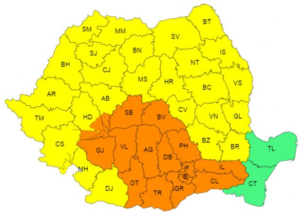 ANM a emis cod portocaliu și galben pentru toate județele țării 1727640520 486 Cod rosu de ploi si furtuna in Galati La munte