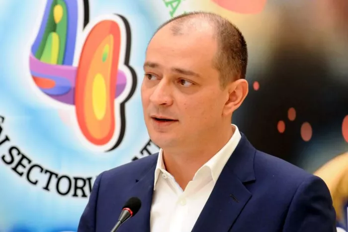 Cum va arăta şi cât va costa bazinul de înot promis lui David Popovici de Ion Țiriac? Daniel Băluță, batrâni, sectorul 4