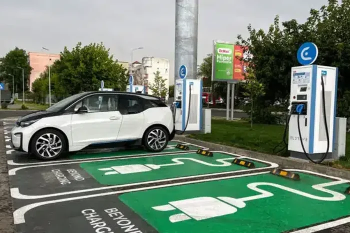CP-Eldrive-Square-7-statii-EV-foto-Eldrive-7-720x405.jpg.webp