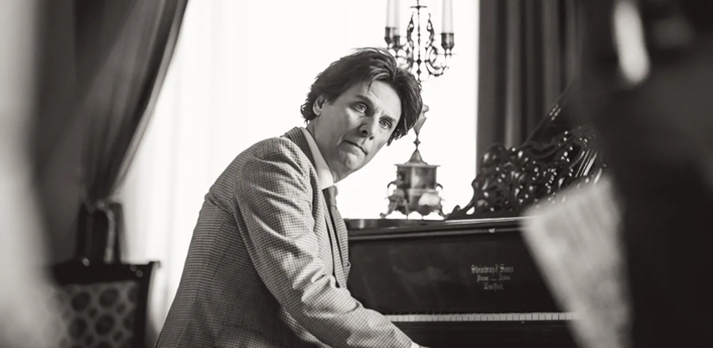 „ENESCU, jupuit de viu”