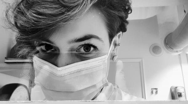 1729653130 59 Povestea tinerei care a studiat peste 4400 de organe Totul