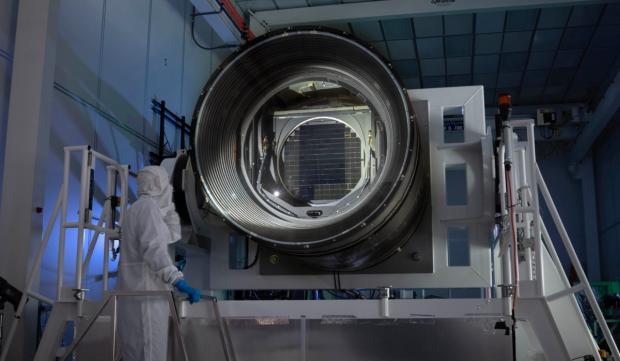 1729682322 23 Are o rezolutie cat cea a 300 de telefoane mobile