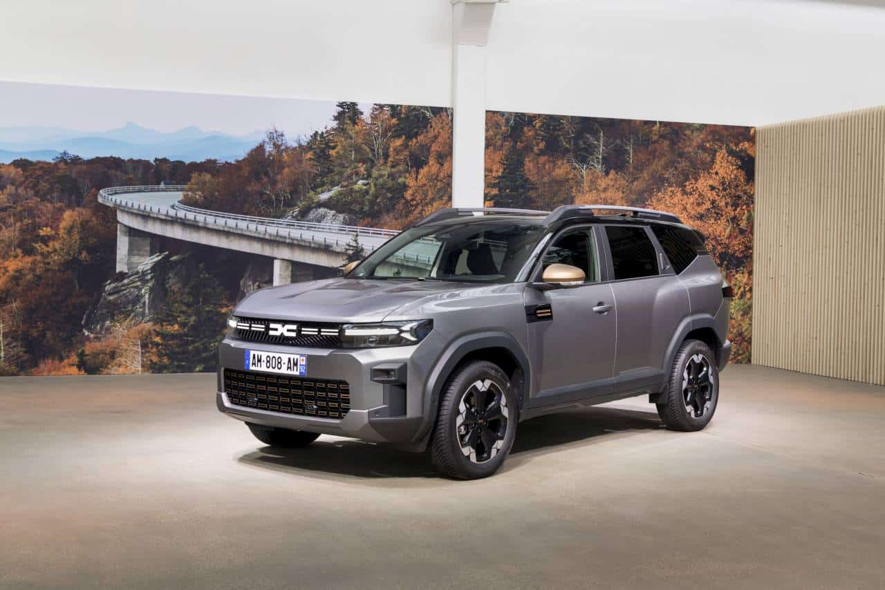 Odată cu lansarea Dacia Bigster: patru variante de propulsie, tracțiune integrală, până la 155 CP și patru moduri de condus