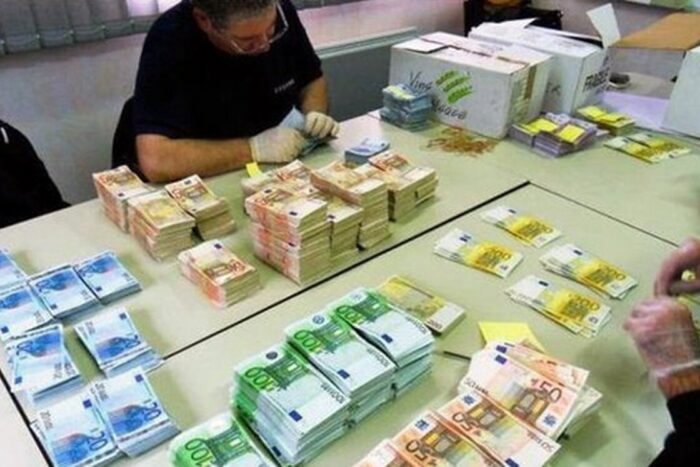 Volumul cheltuielilor UE neconforme în creştere crează tendinţe îngrijorătoare Economicanet Tendinta ingrijoratoare Volumul cheltuielilor UE neconforme este in
