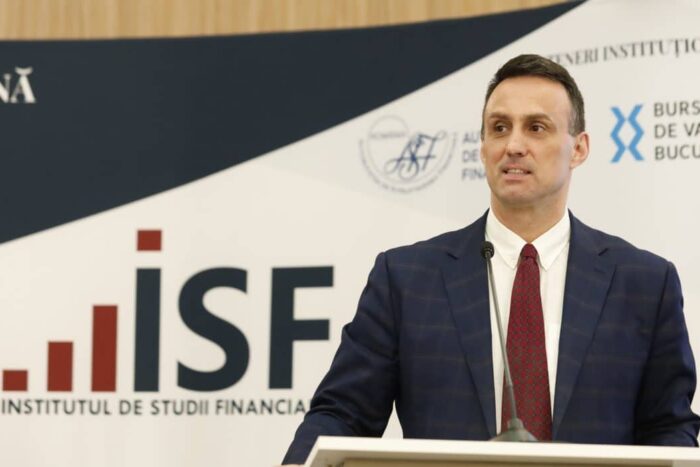 Mai există prosperitate fără educație financiară? Economia, influențată masiv de binomul educație-incluziune financiară MG 1807 1296x700 1