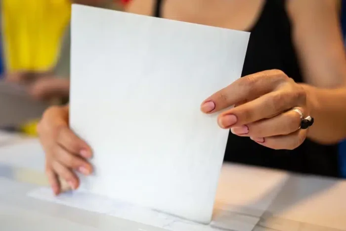 eurobarometru ce ii face pe romani sa mearga sa voteze 926723