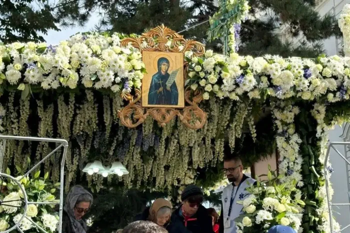 pelerinajul sf parascheva programul mitropoliei iasi in 2024 926779