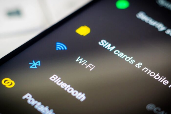 telefon mobil bluetooth wifi 1200x675