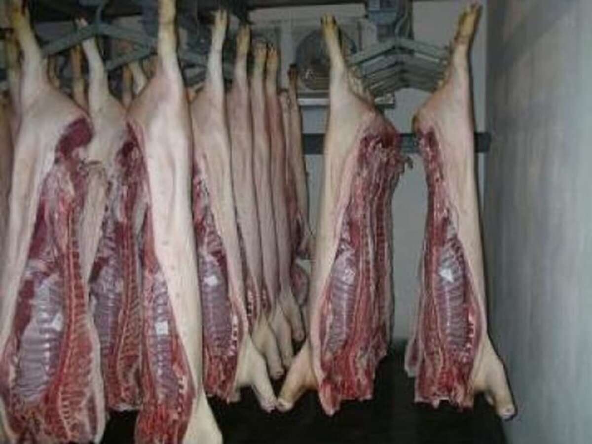 Cât va costa carnea de porc de sărbători. Ce sumă trebuie să scoată românii din buzunar pentru acest produs?