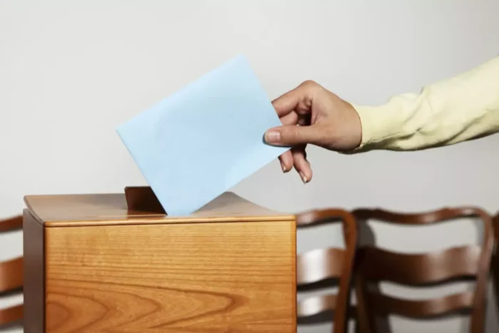 Cum si unde pot vota romanii din diaspora la alegerile prezidentiale 2024