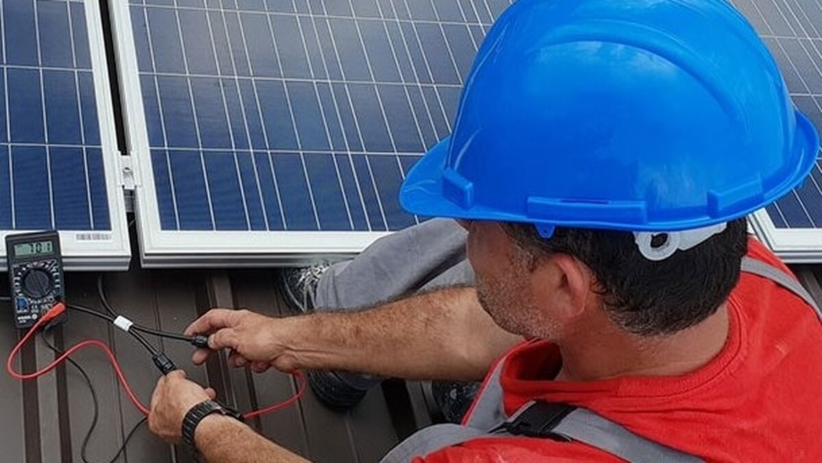 Producătorii din industria alimentară, intenţionează să investească 25,5 milioane de euro pentru a-și asigura energia de la soare