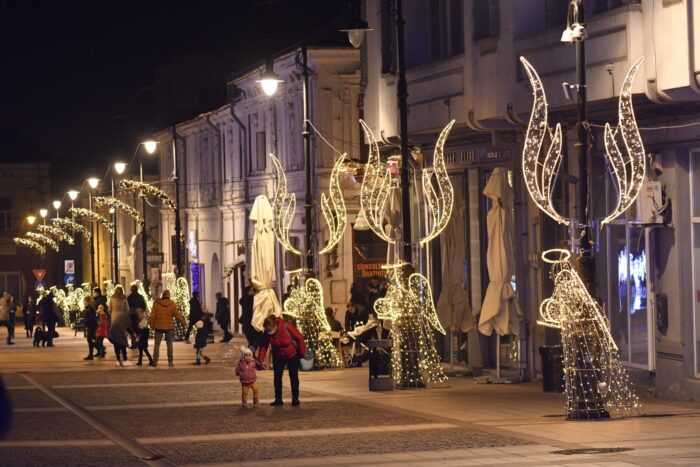 Ce aşteptări au craiovenii în luna decembrie, de la deschidea târgului de Crăciun? craiova targ craciun