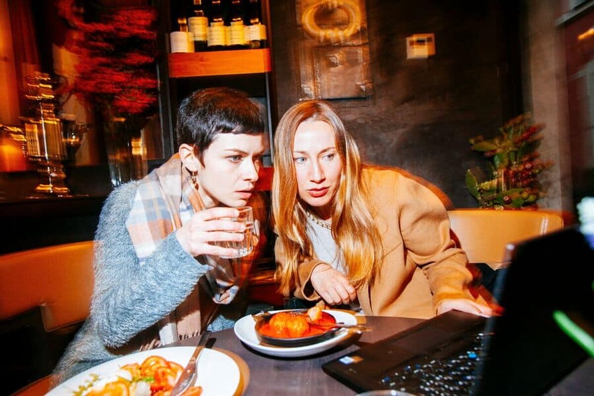 În campania de Black Friday, ING Bank vine cu oferte pentru credite cu dobânzi promoționale, card pentru copii, asigurări și cashback, în perioada 5-11 noiembrie