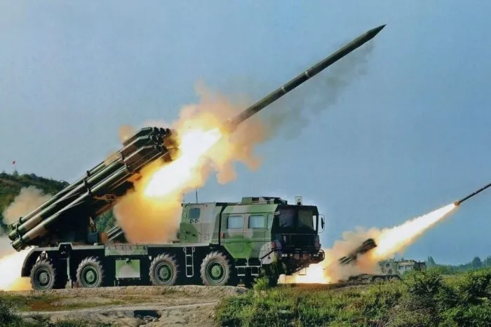 rachete-rusia-iskander-5967675849.jpg