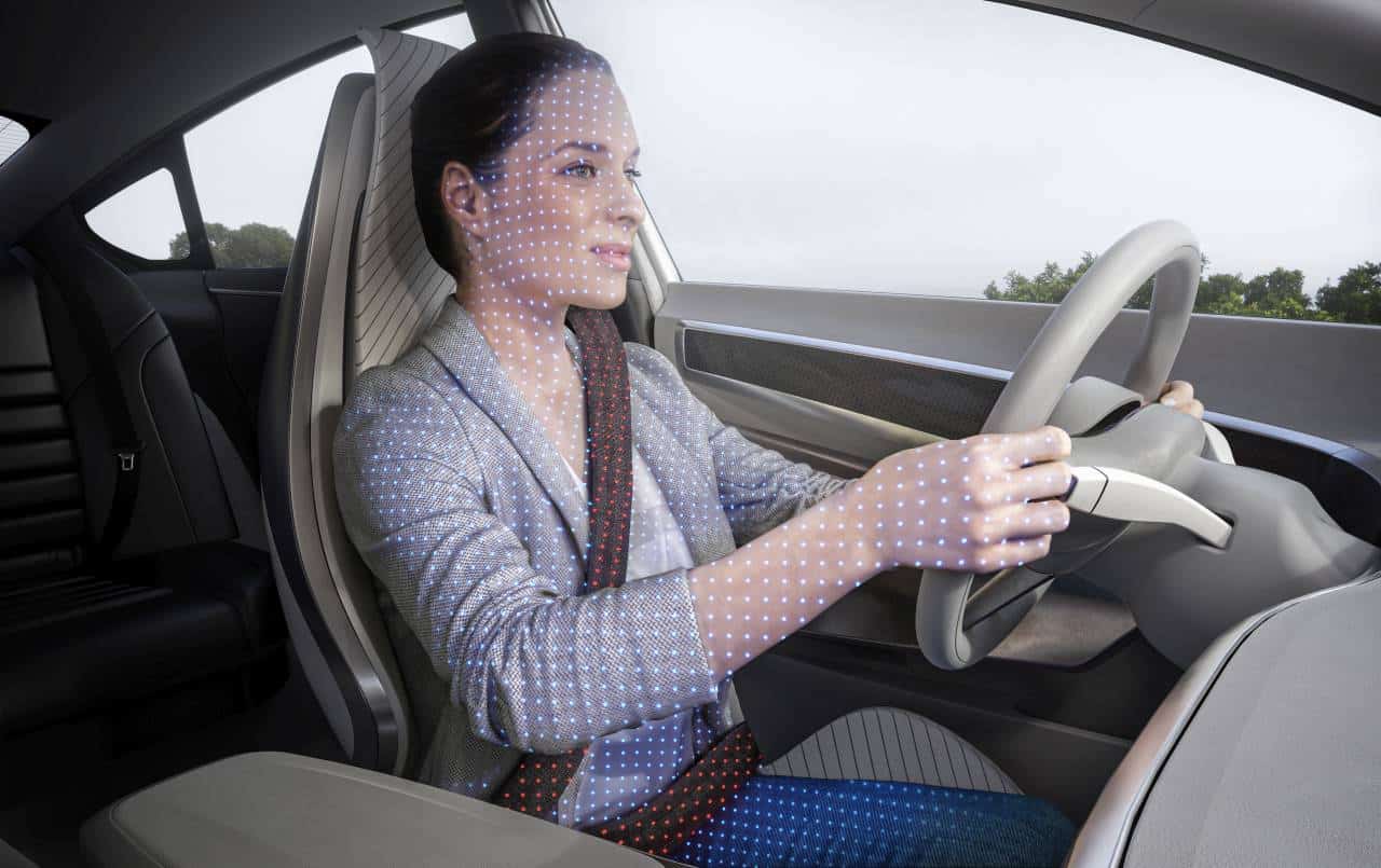 Continental a realizat un sistem de detecție biometrică a parametrilor vitali ai pasagerilor din mașini