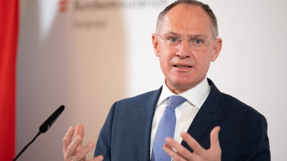 E oficial Austria nu se mai opune ca Romania sa intre deplin in spatiul Schengen. Declaratia ministr