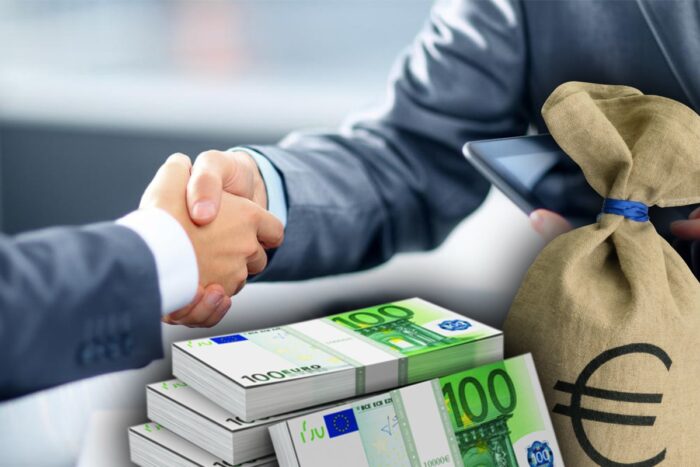 In ce ar trebui sa isi investeasca romanii banii in timpul unei crize politice. Cele mai sigure opti