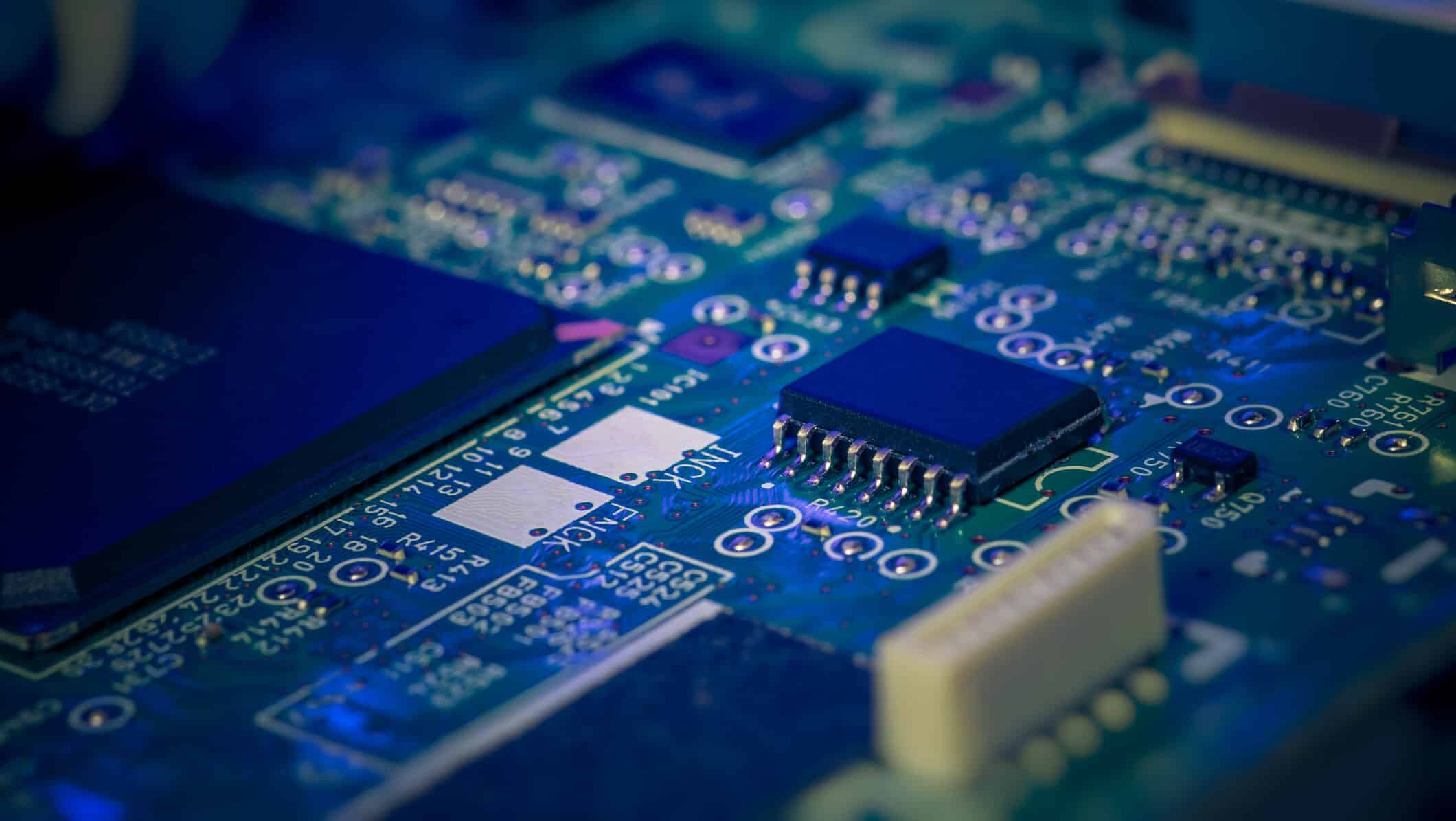 Proiectul de 130 de milioane de euro, va permite producerea de semiconductori în România