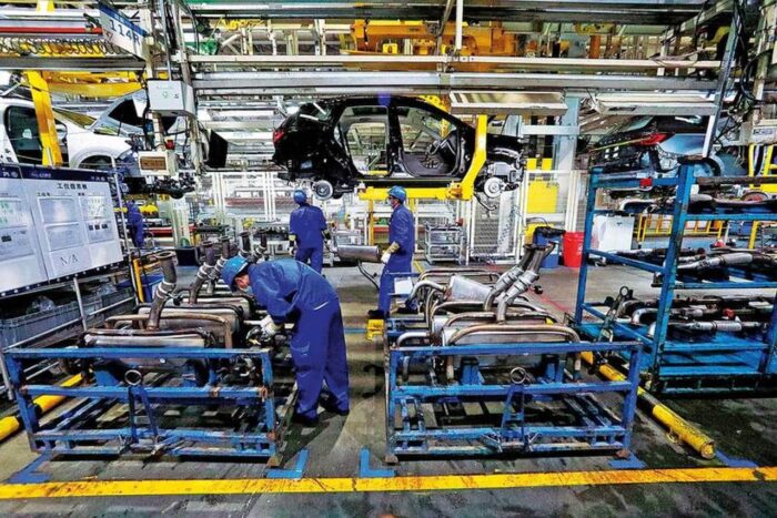uzina auto China