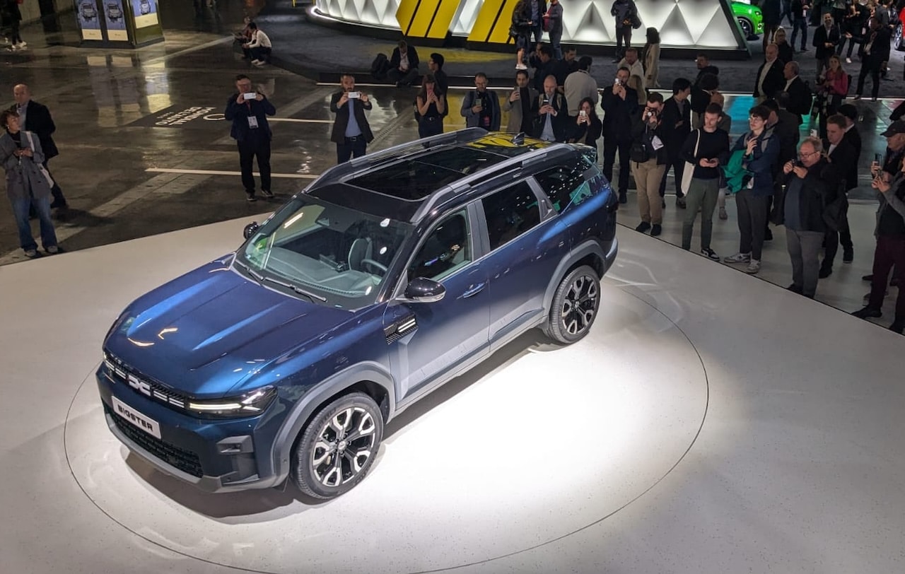 Marca Dacia devine tot mai „verde” de la un model la altul: 15% dintre clienții Jogger și 30% dintre cei ai Duster au comandat sistemul hibrid