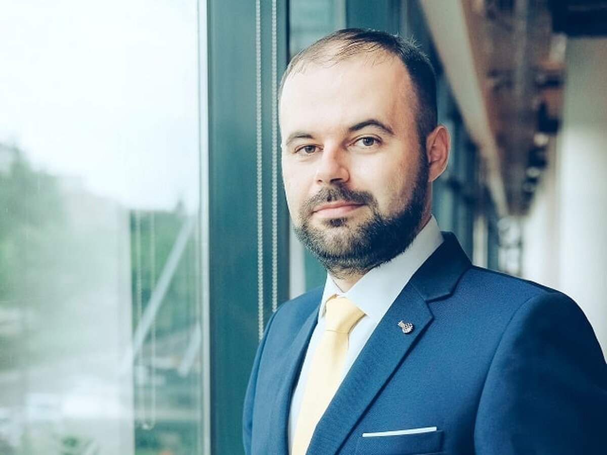 Cristian Popa (BNR): România se află într-o etapă critică a procesului de convergenţă. Riscăm să intrăm într-o perioadă de stagnare economică şi pierdere a competitivităţii