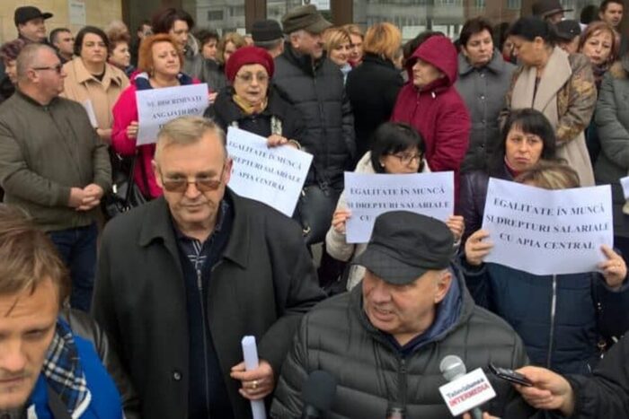 Sindicalistii de la APIA considera ca evaluarea anuala impusa functionarilor