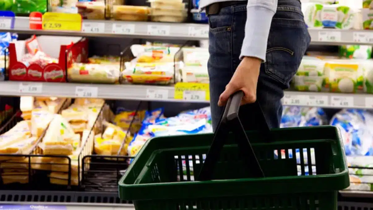 Care este trucul care te ajută să nu cheltuiești mai bani la cumpărături?