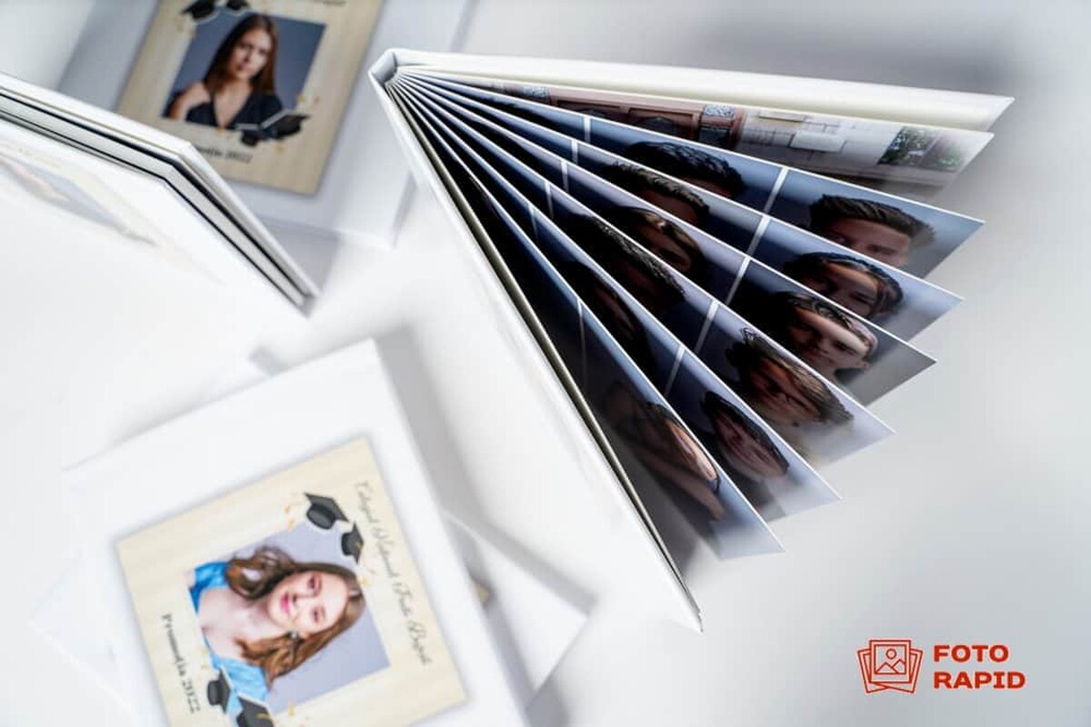 Câte mesaje poate transmite un album foto personalizat? E o idee bună pentru luna iubirii sau nu?