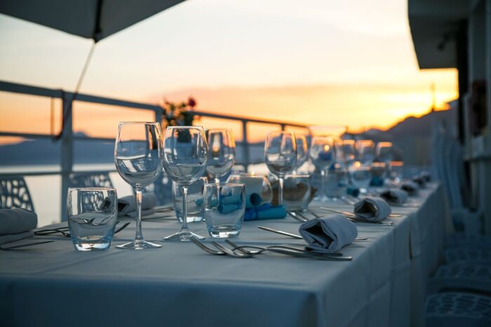 Cum albeşti feţele de masă fără clor în ciuda petelor încăpăţânate, la fel ca în pensiuni şi restaurante? cum albesti fetele de masa 2