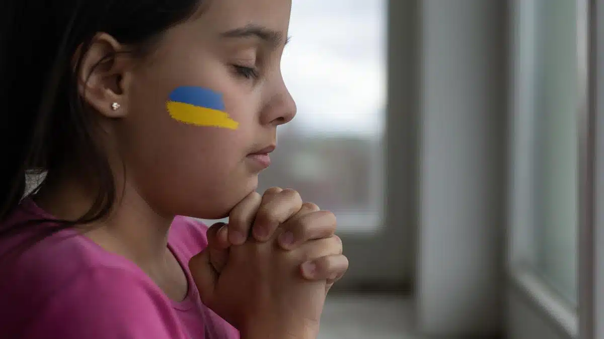 Copii ucraineni care au fost nevoiți să fugă din calea războiului au spus „Am văzut că oamenii mor, ştii mereu că ceva rău urmează să se întâmple”