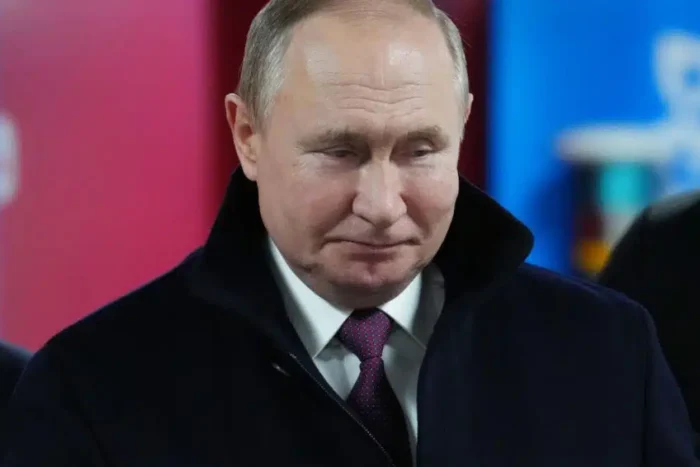 in rusia o femeie si a invins frica si i a cerut lui putin explicatii despre moartea fiului ei ii vr