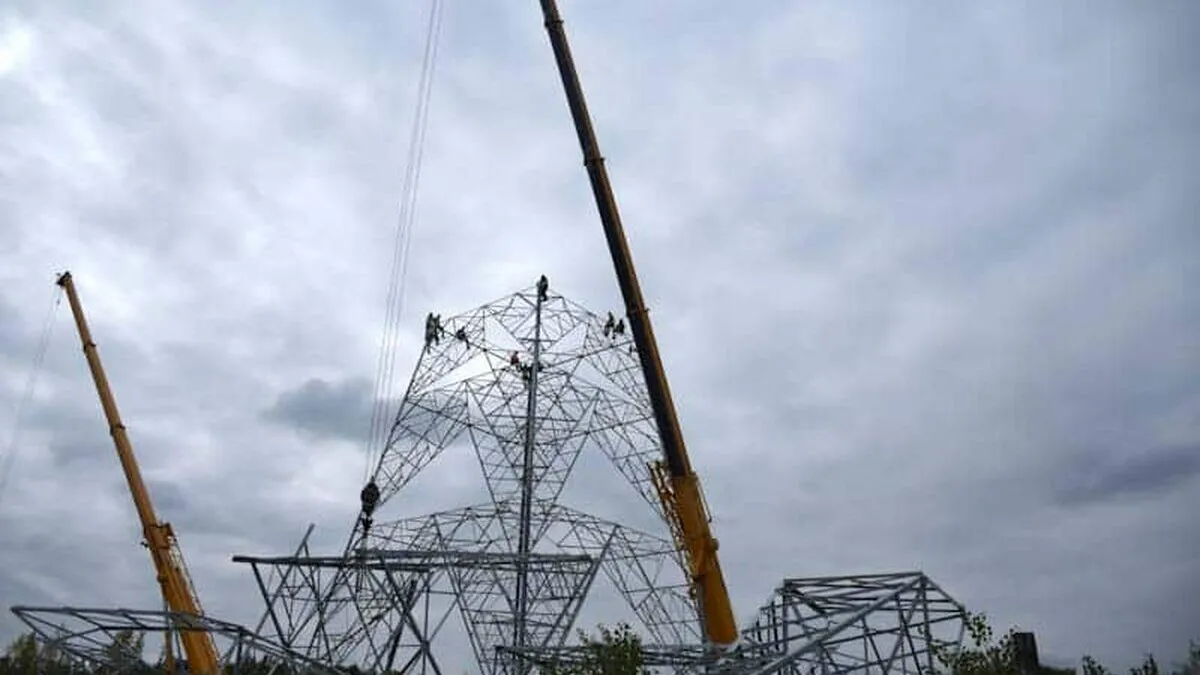 linie-inalte-tensiune-constructie_edited.jpg
