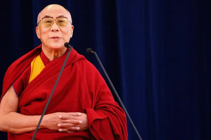 dalai lama spune ca succesorul sau se va naste in afara chinei ce mai dezvaluie liderul spiritual in