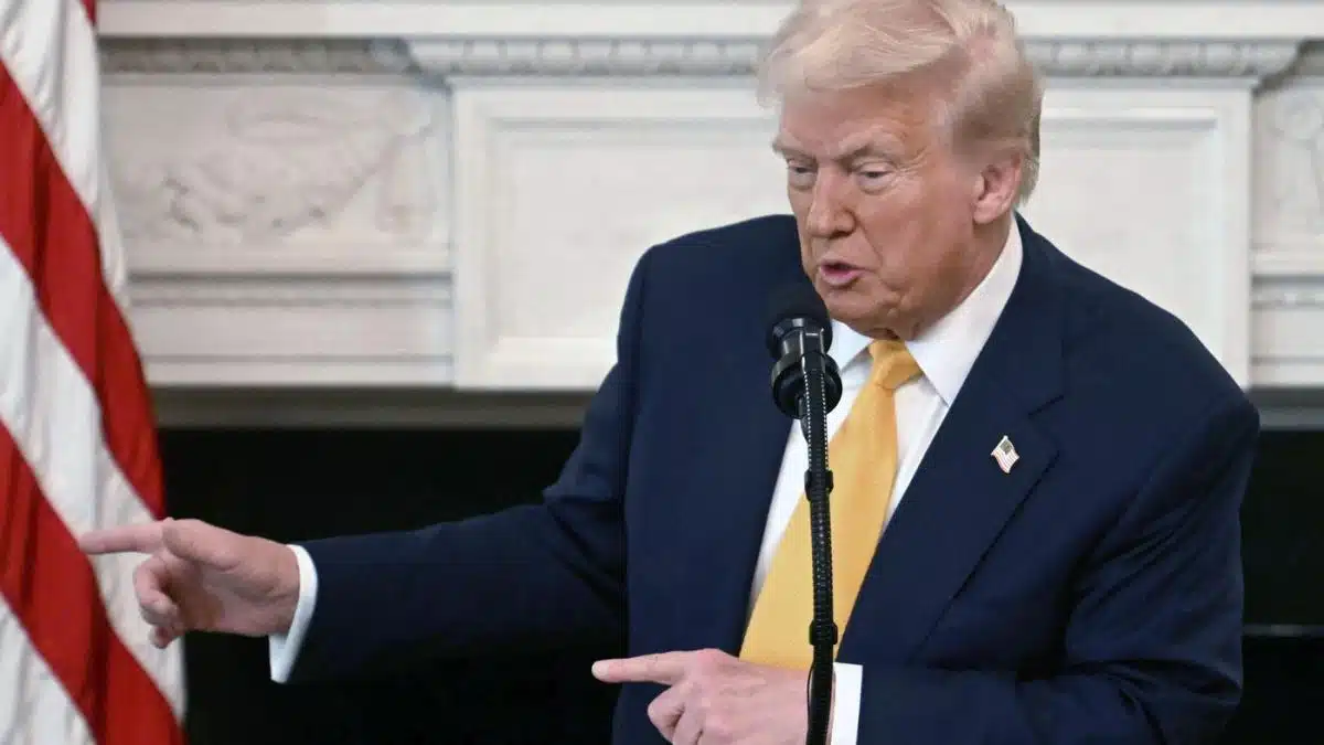 Echipa Trump încearcă să convingă Rusia să accepte armistițiul, avertizând cu sancțiuni „devastatoare”