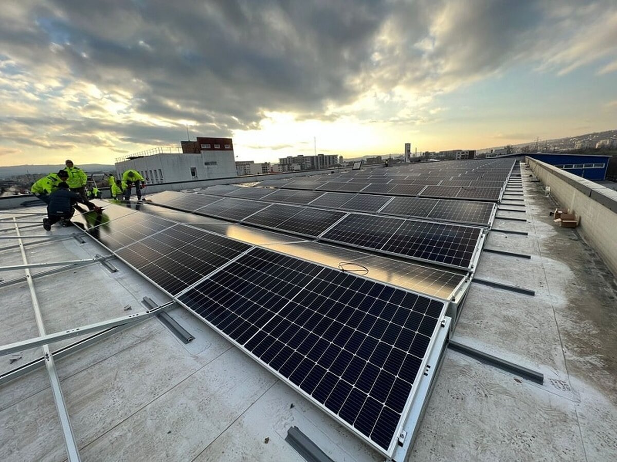 În cadrul unui PPA pe 10 ani, Greenvolt Next va instala o centrală fotovoltaică pentru Centrul Agro Transilvania Cluj SA