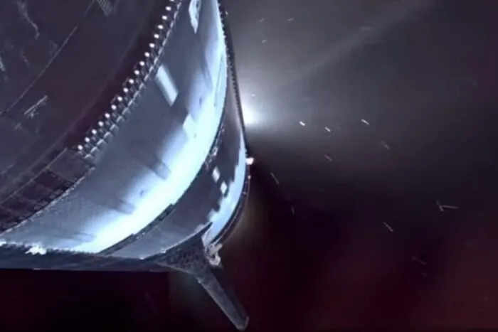 starship.jpg