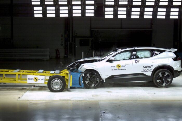 Euro NCAP Polestar 3
