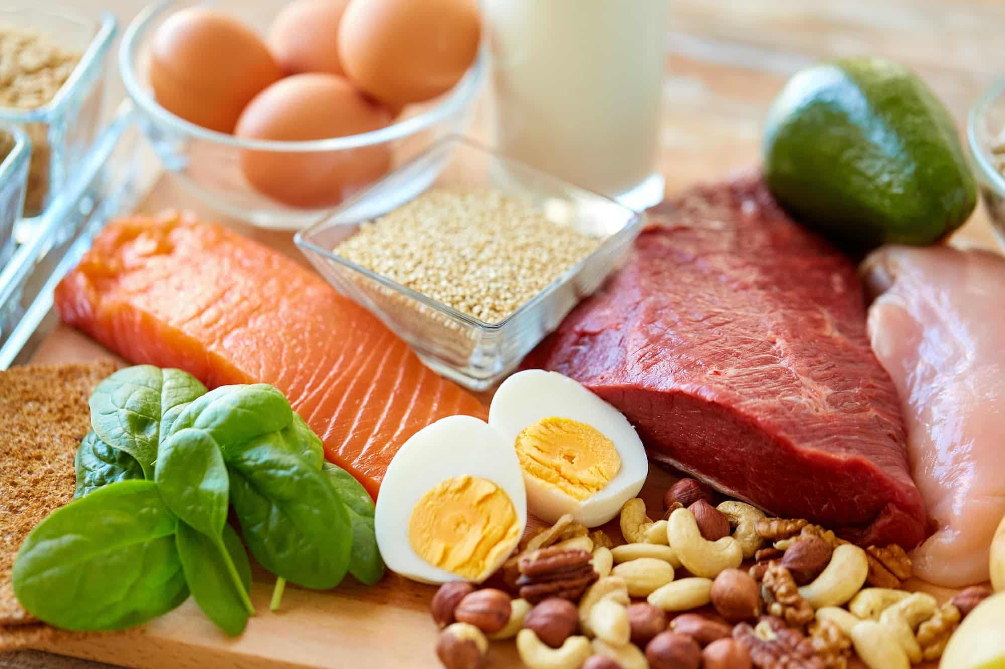 O dietă cu proteine, te ajută să menţii o masă musculară, îmbunătăţeşte metabolismul şi te ajută să slăbești