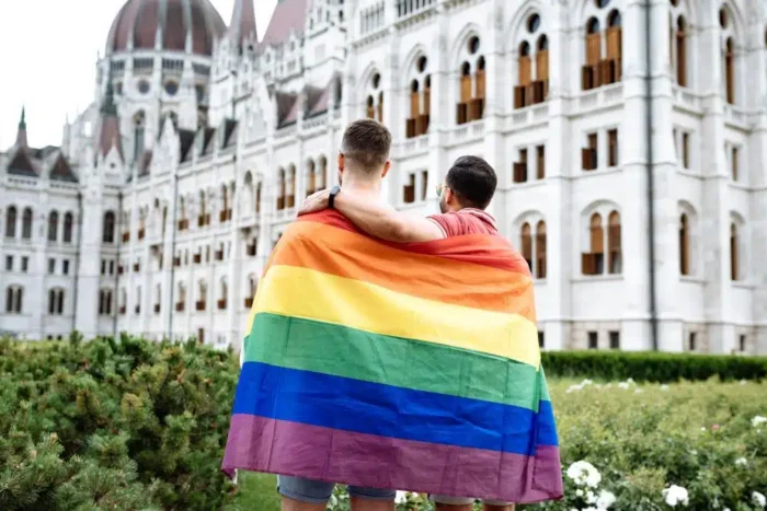 parlamentul ungariei a pregatit un amendament la constitutie controversat sunt vizati membrii lgbtq
