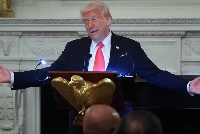 poate donald trump sa obtina al treilea mandat trucul prin care presedintele american crede ca poate