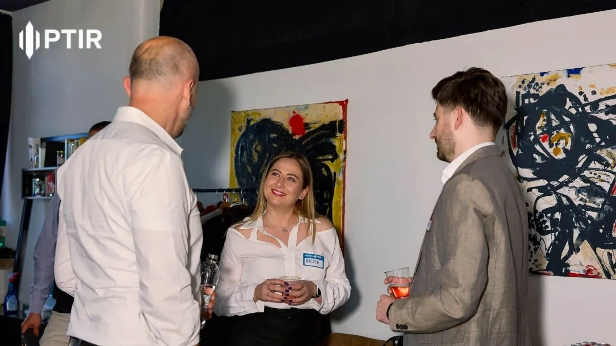 rolul-esen-ial-al-dialogului-social-importan-a-apartenen-ei-la-o-organiza-ie-patronala-sau-sindicala.jpeg