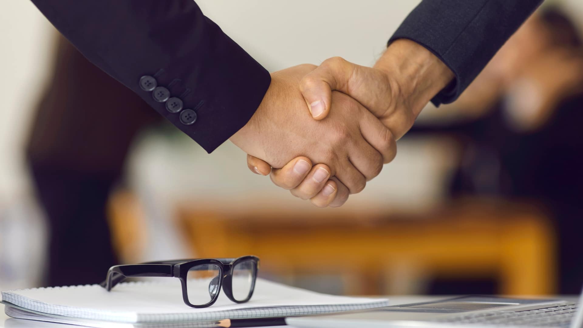 În cadrul unei companii, leasingul personal a devenit un proces eficient în recrutarea şi administrarea angajaţilor