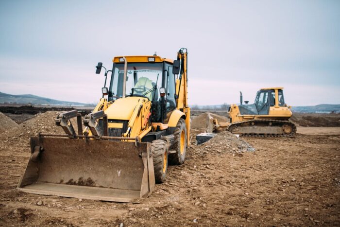 buldoexcavator piese de uzura