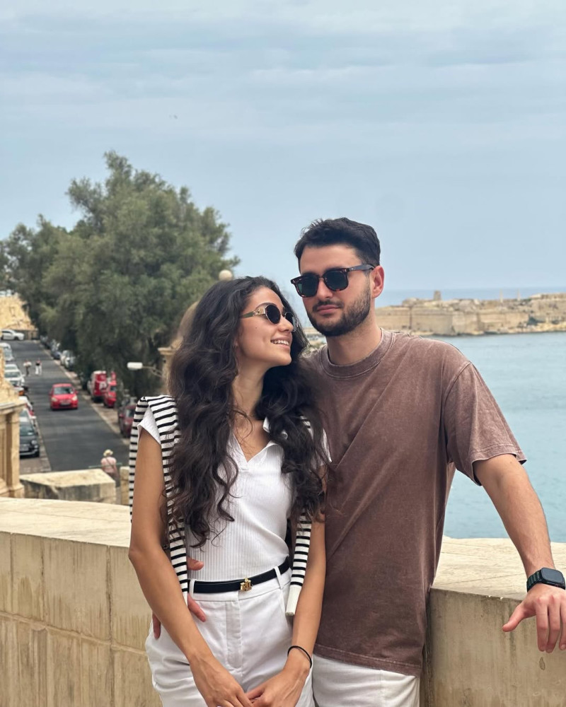 Cristina și prietenii ei la Londra
