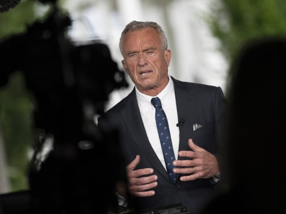 În SUA, RFK Jr. i-a demis pe toţi membrii comitetului consultativ pentru vaccinuri din cadrul CDC