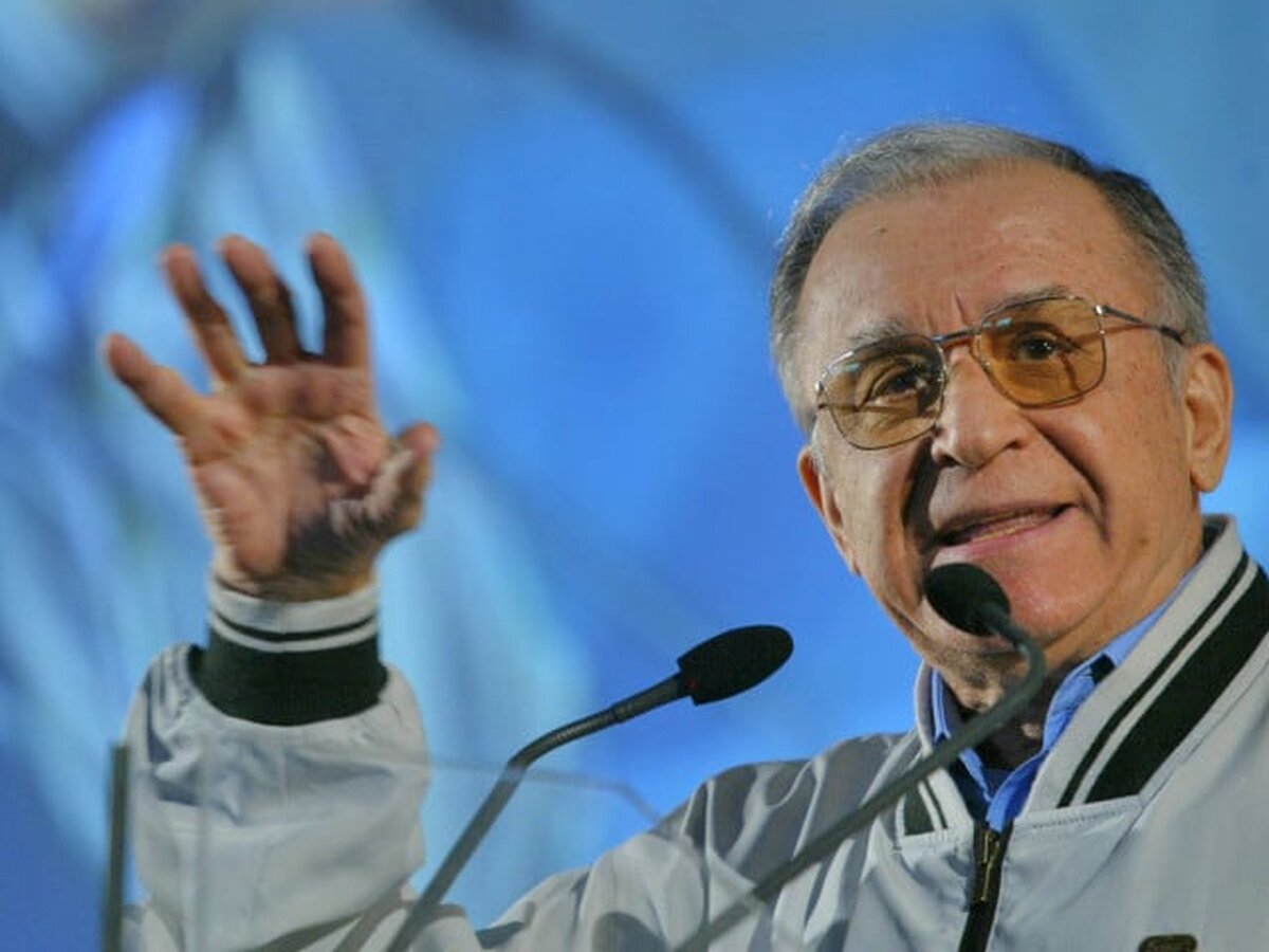 Noile informații despre starea de sănătate a lui Ion Iliescu, internat la spitalul SRI